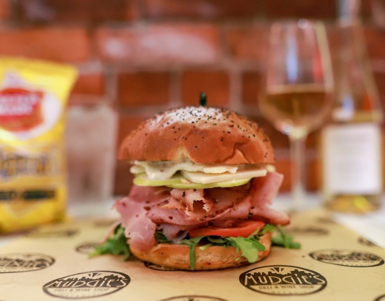 Mudgie's Deli & Wine